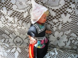 DUTCH COMPO DOLL FORELOCK MAIN_03